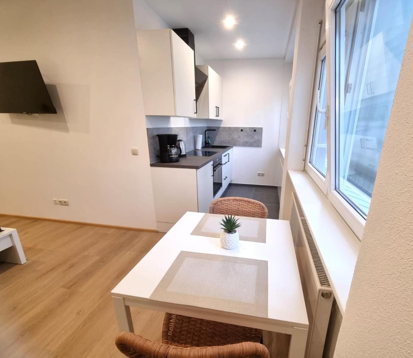 Wohnung Inn - Im Zentrum, Kueche, Parkplatz, Ruhig Gelegen Пасау Екстериор снимка
